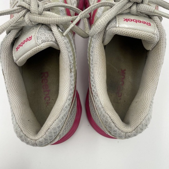 Reebok Vibe tech athletic shoes sneakers grey and pink women's size 7.5 US VGC! - Picture 11 of 12